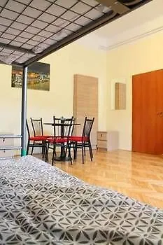 East Station Private Rooms Budapest